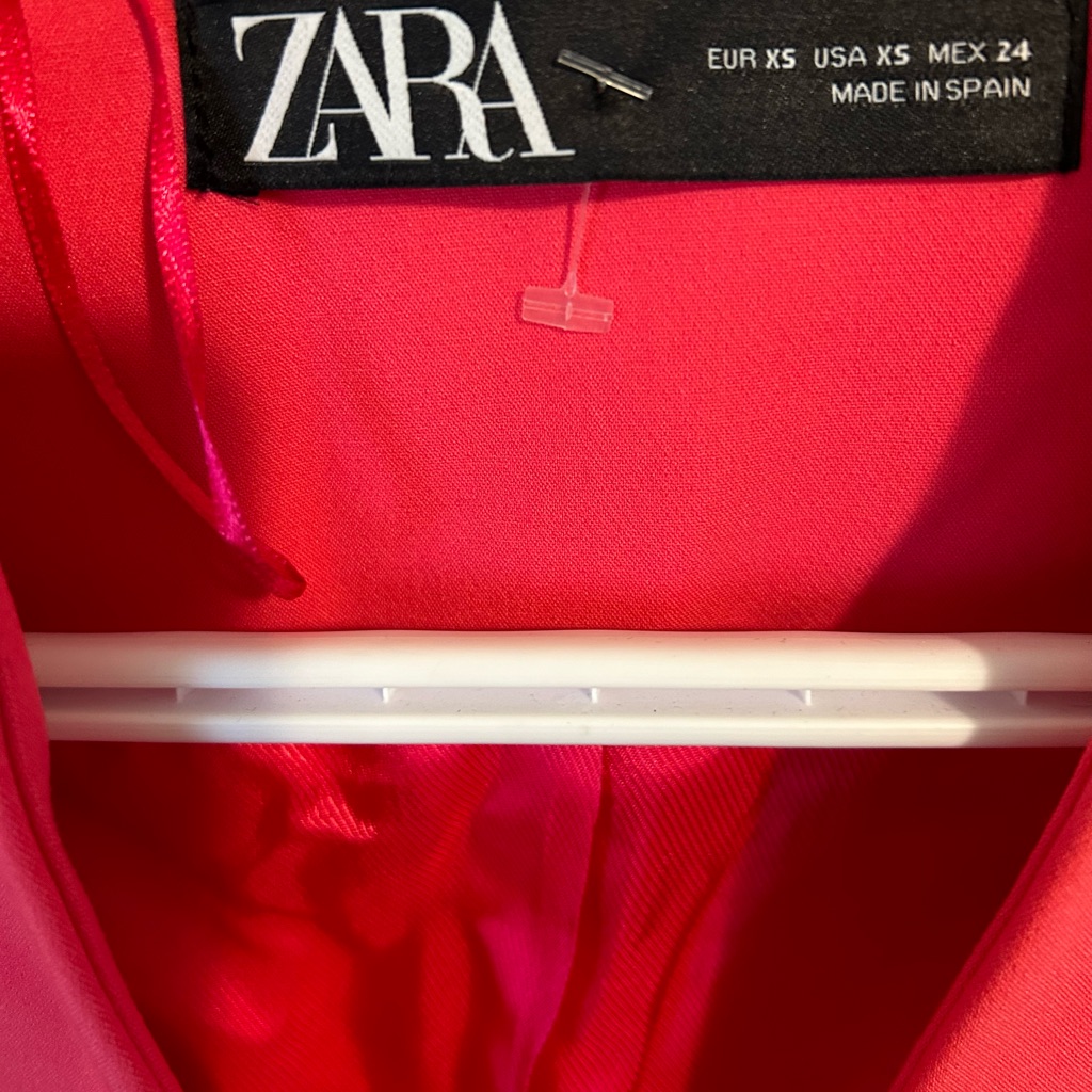 Blazer Color Hot Pink, Never Used For Women Beautiful Color And Elegant
